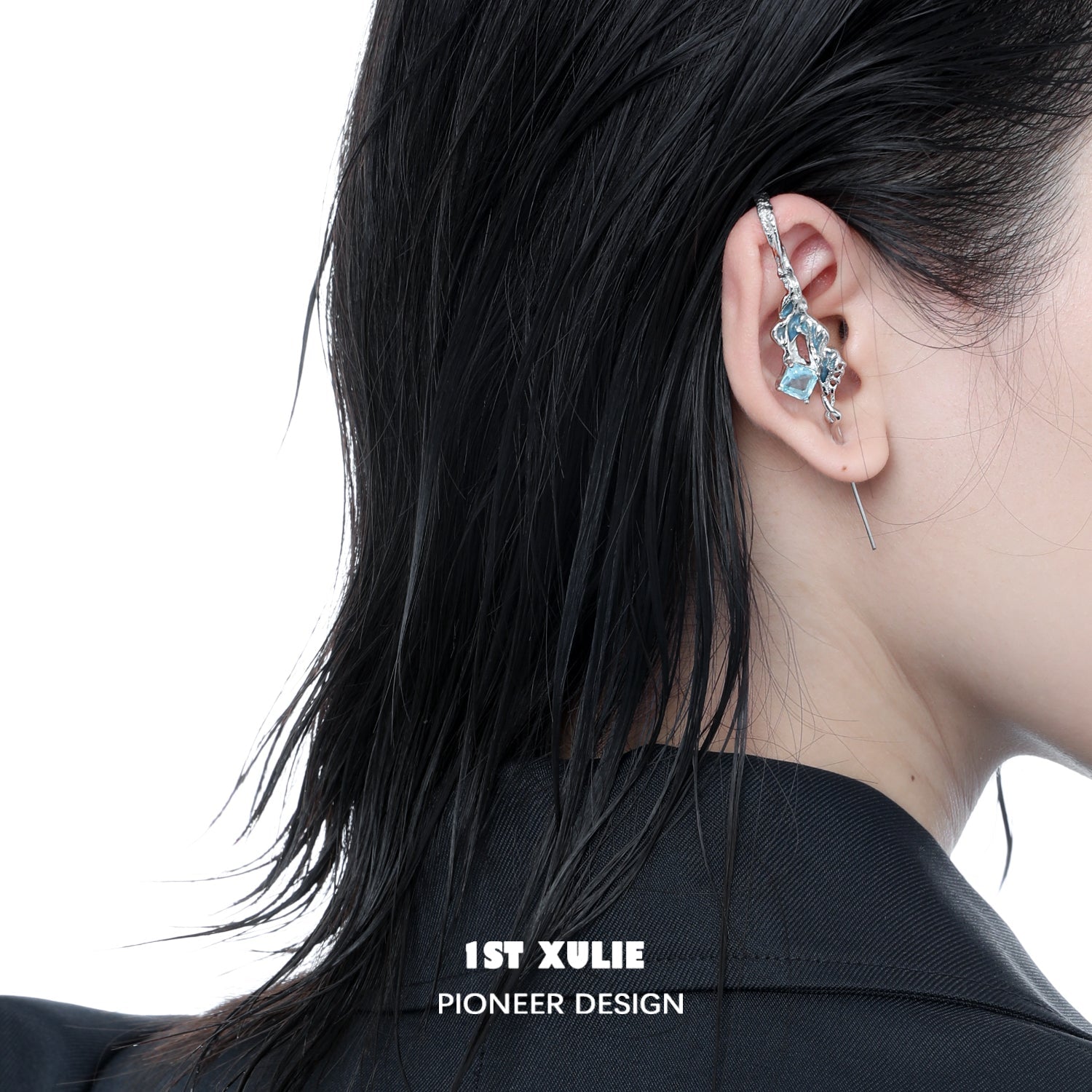 THE SEA zircon Platinum-plated Needle Piercing Earring