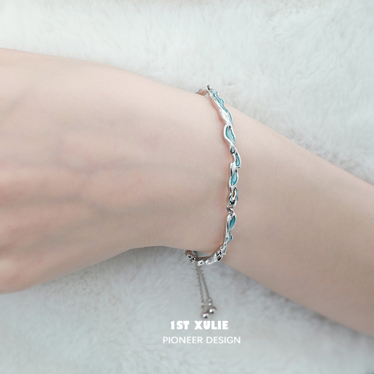 THE SEA Chain Pull Bracelet