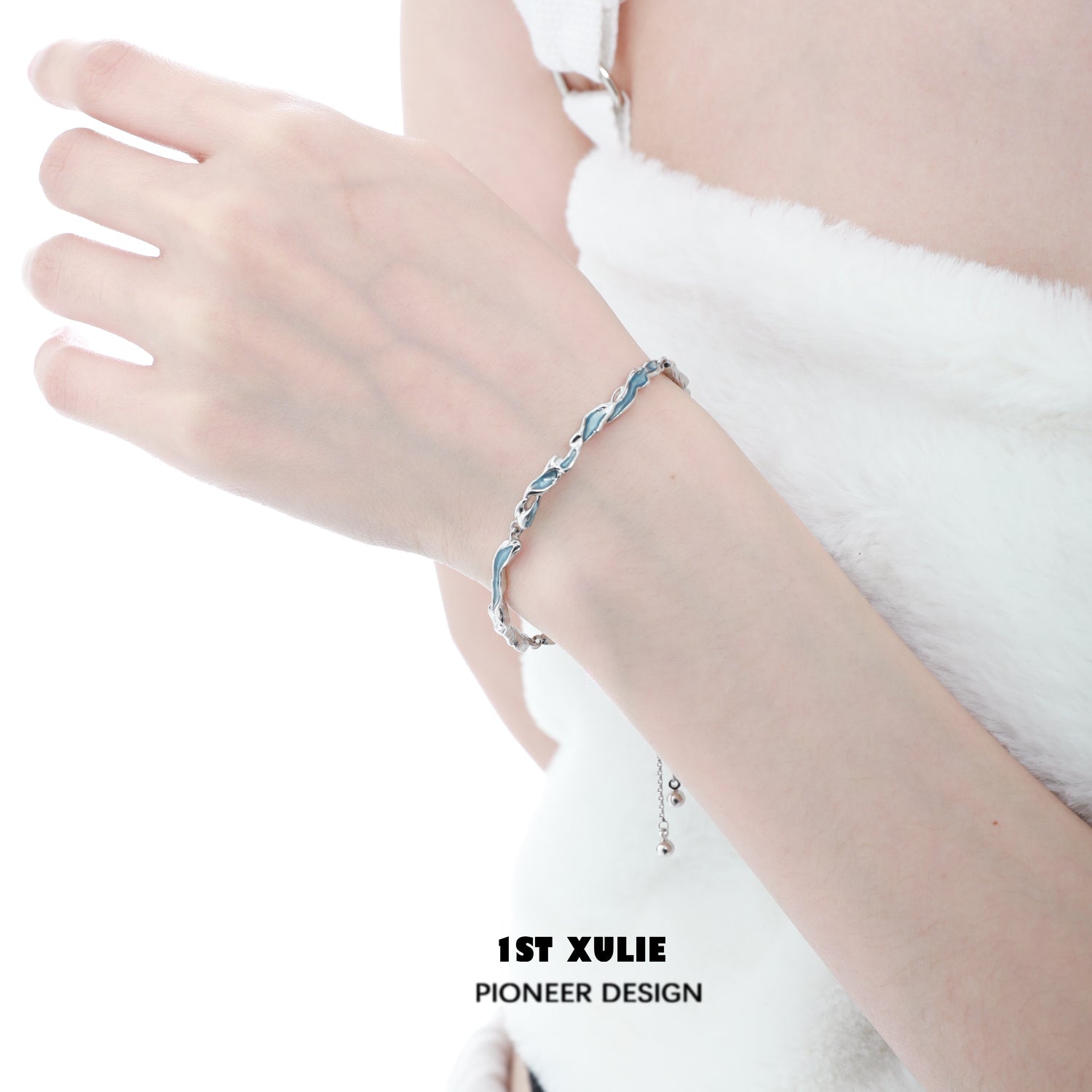 THE SEA Chain Pull Bracelet